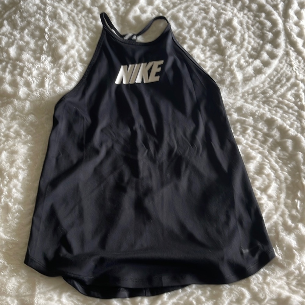 Nike workout top
